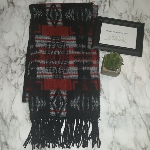 Aztec Scarf - Picture 3 of 3